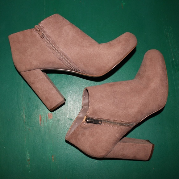SUEDE BOOTIES - Picture 5 of 5